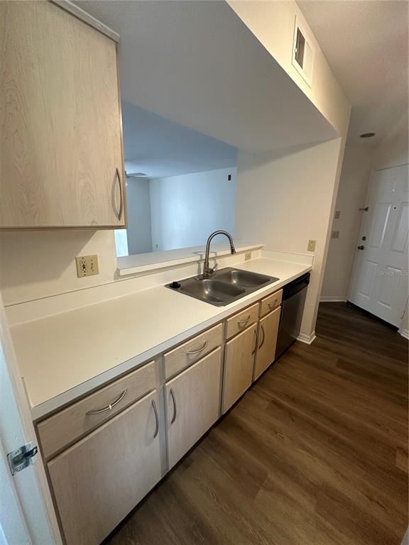 7250 Westpointe Boulevard - Photo 2