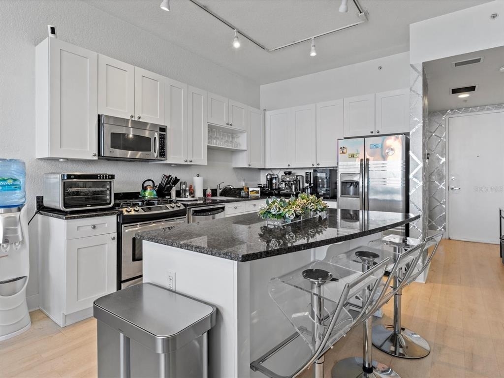 150 E Robinson Street - Photo 11
