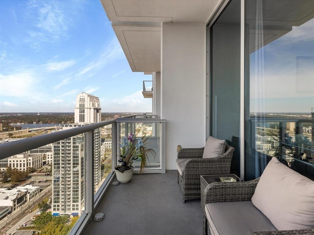 150 E Robinson Street - Photo 20
