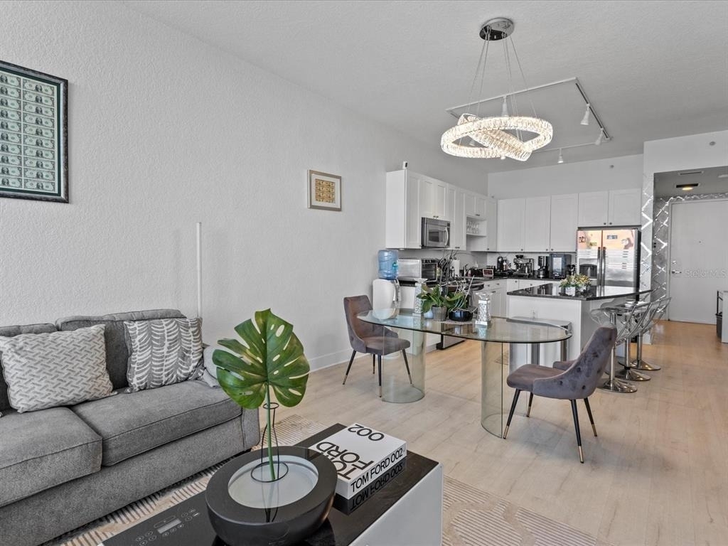 150 E Robinson Street - Photo 10