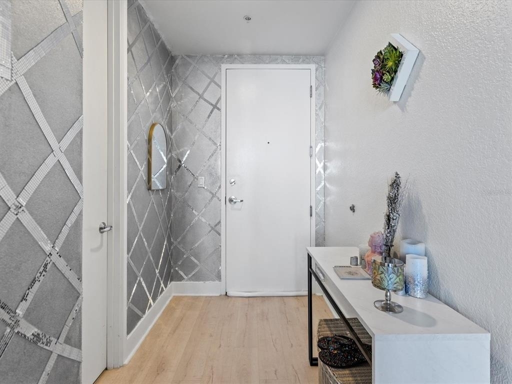150 E Robinson Street - Photo 1