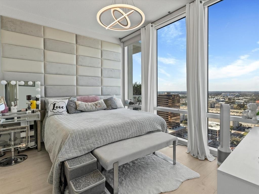 150 E Robinson Street - Photo 16
