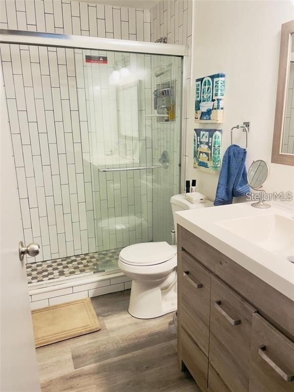 2500 Woodgate Boulevard - Photo 7