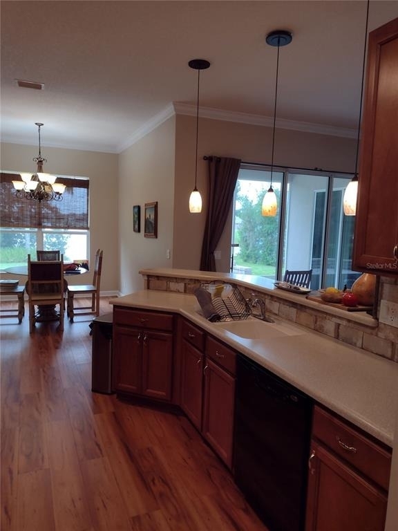 2006 Bayside Avenue - Photo 7
