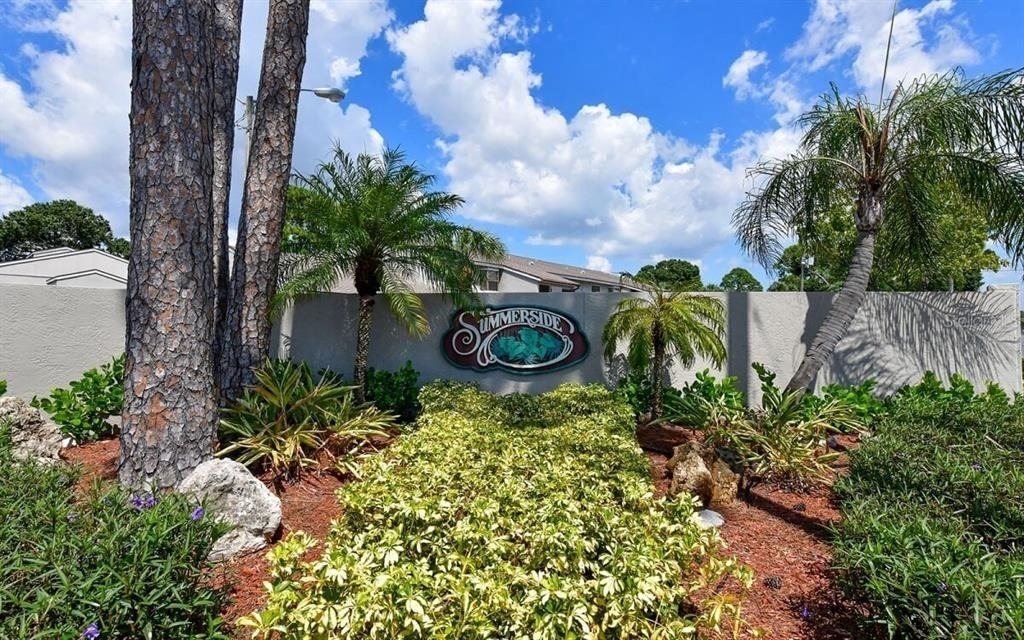 5647 Summer Side Lane - Photo 1
