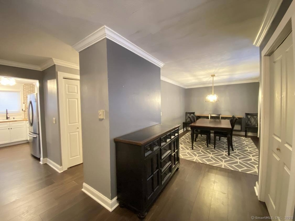 10 Fleetwood Drive - Photo 8