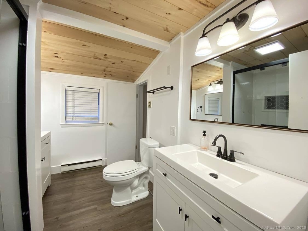10 Fleetwood Drive - Photo 17