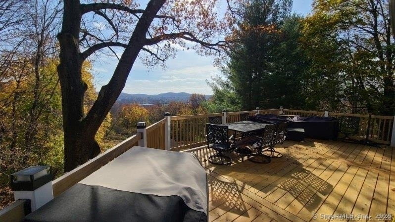 10 Fleetwood Drive - Photo 23