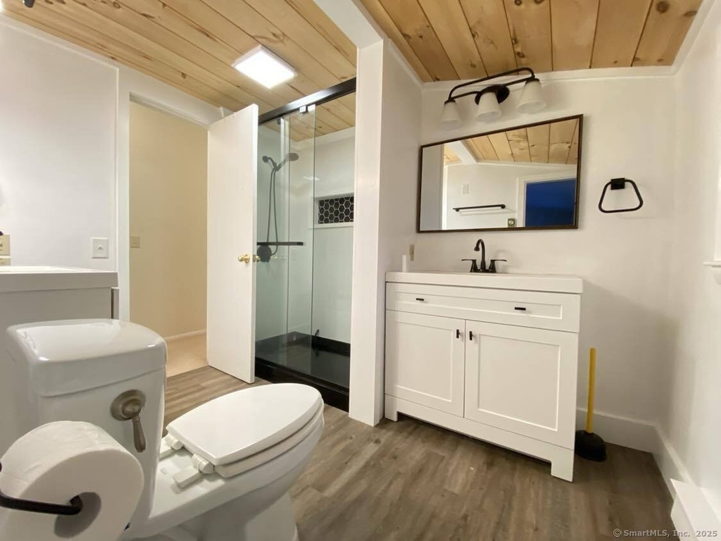 10 Fleetwood Drive - Photo 18