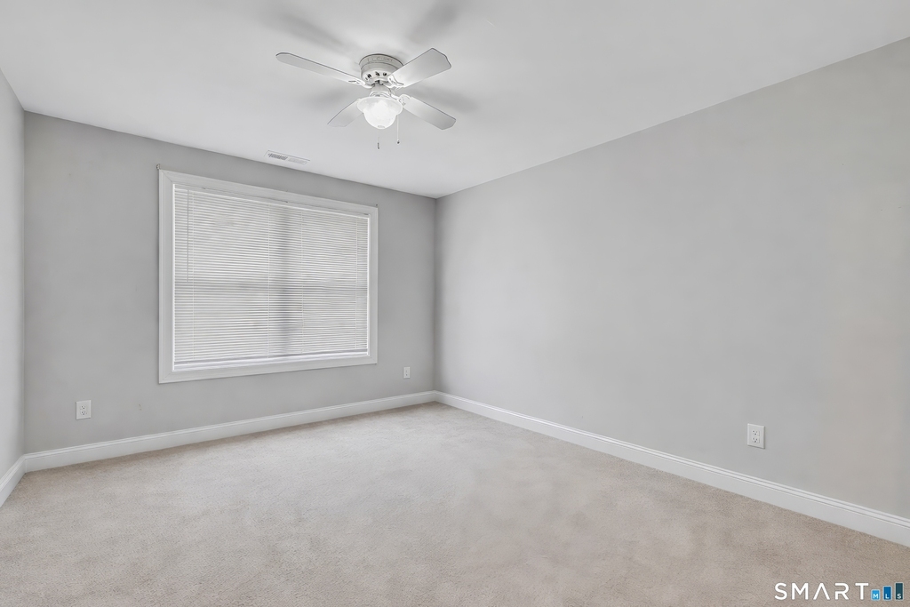 240 Highland Avenue - Photo 36