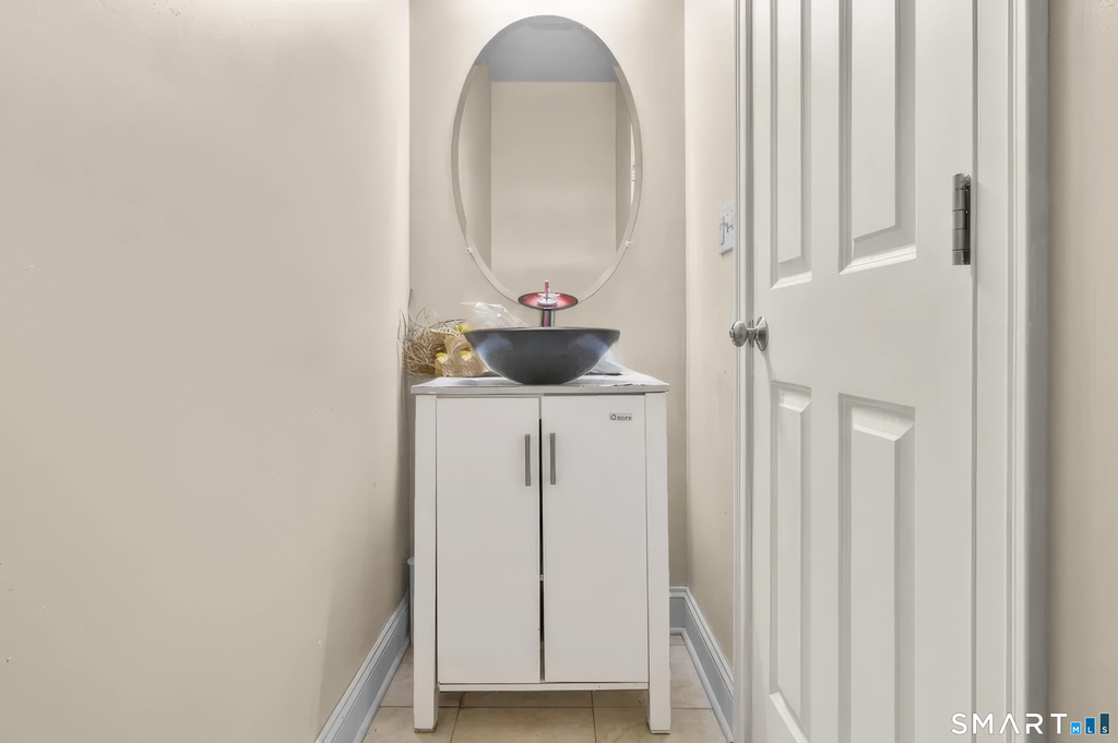 240 Highland Avenue - Photo 15