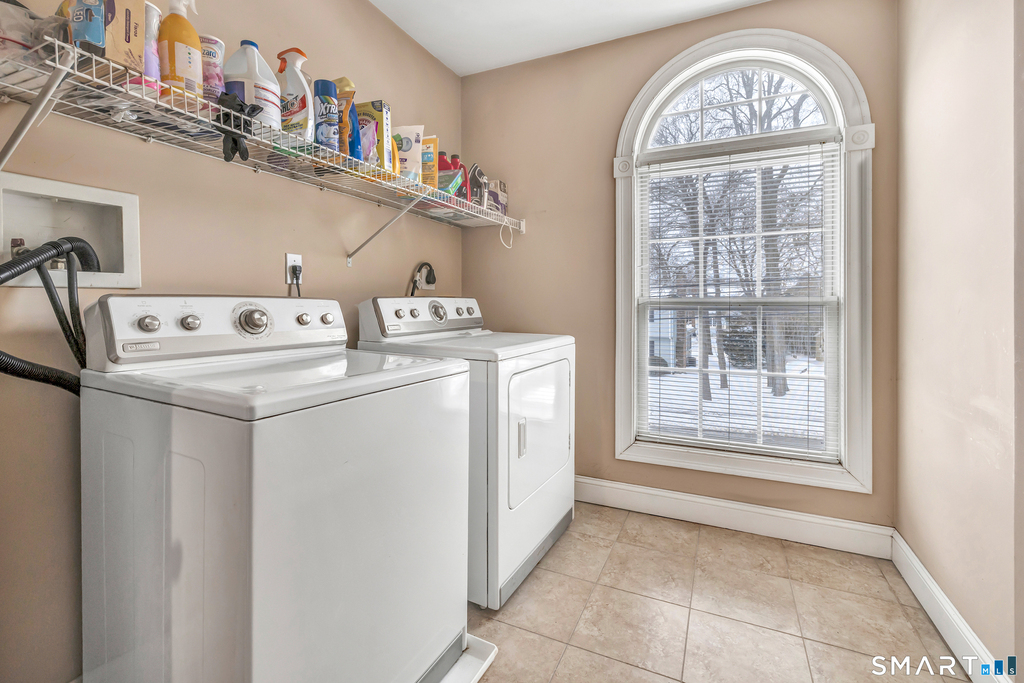 240 Highland Avenue - Photo 29
