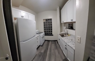 1958 Perrysville Ave - Photo 1