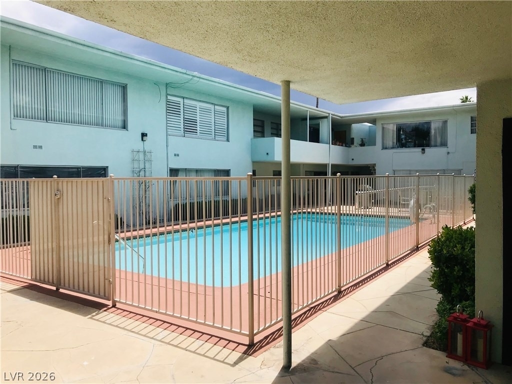 1700 Rexford Drive - Photo 2