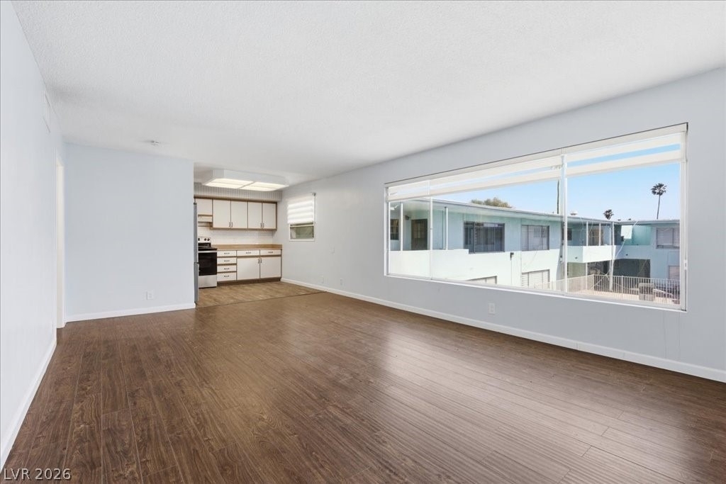 1700 Rexford Drive - Photo 16