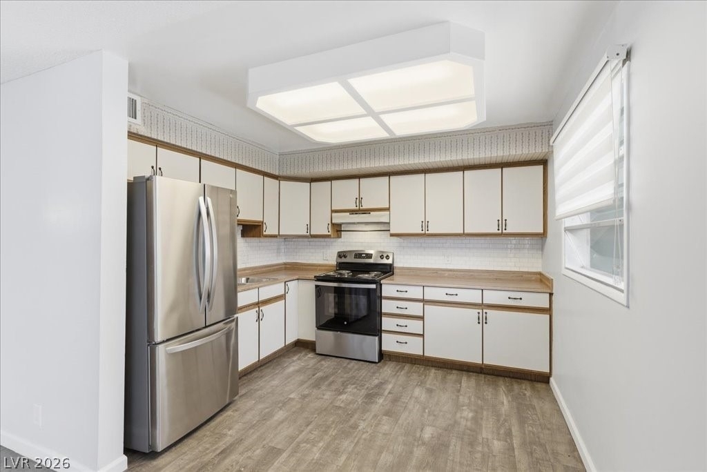 1700 Rexford Drive - Photo 18
