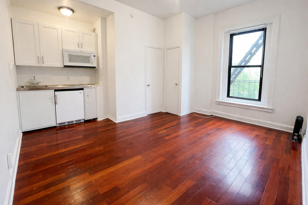 350 Avenue Greene - Photo 0