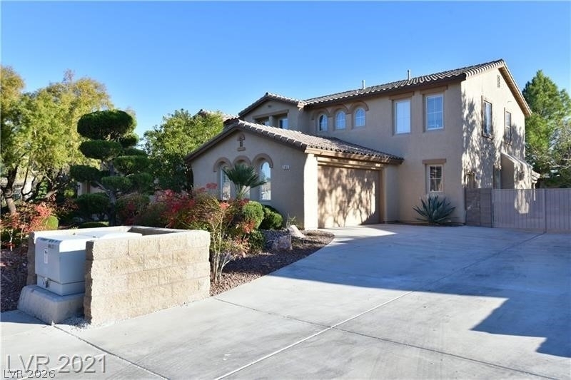 385 Glenridding Street - Photo 2