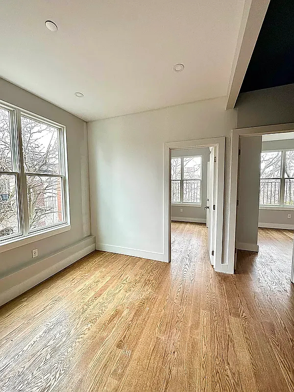 1354 Jefferson Avenue - Photo 0