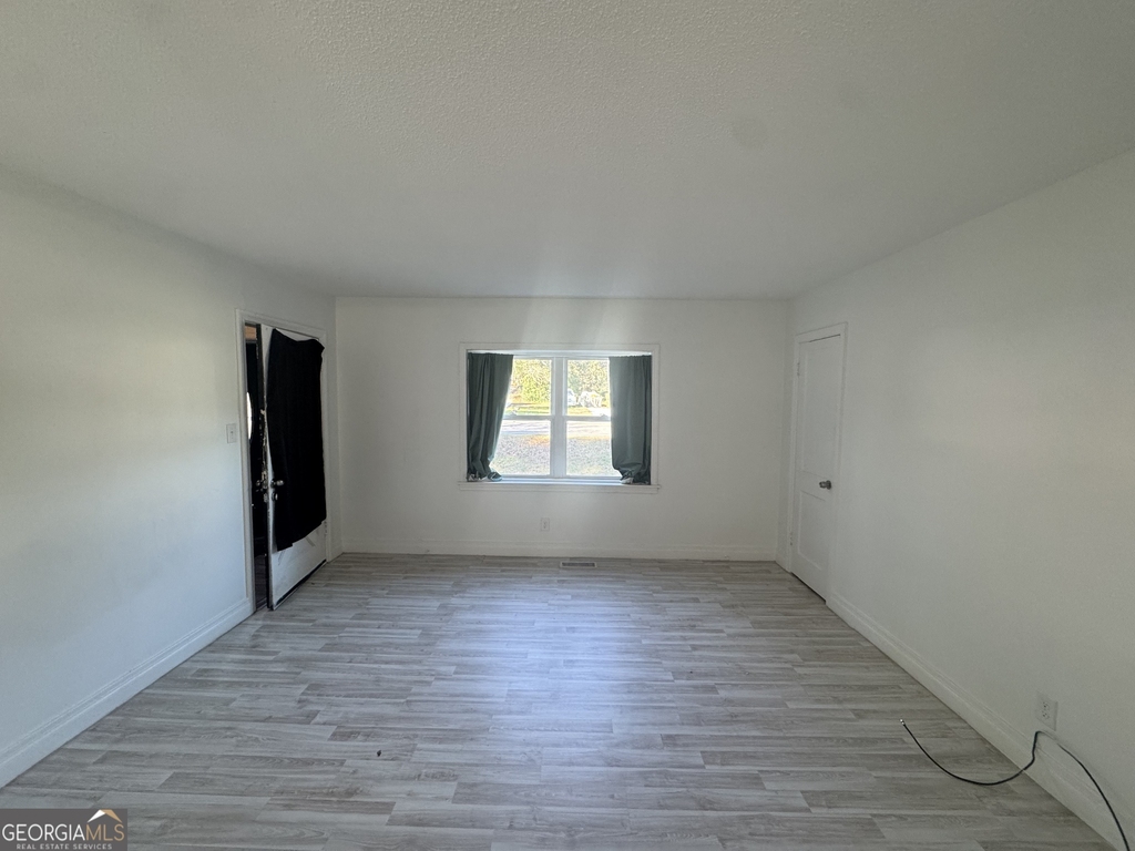 324 N Main Street - Photo 3