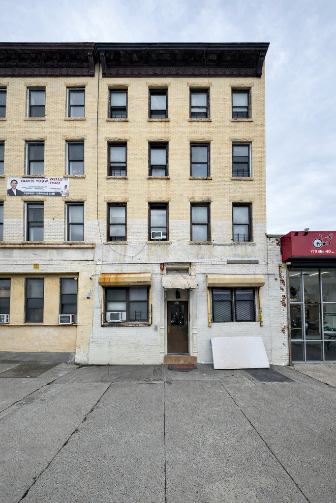771 4th Avenue - Photo 7