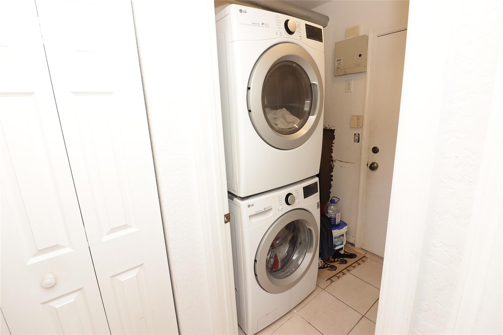 6602 Geneva Street - Photo 18