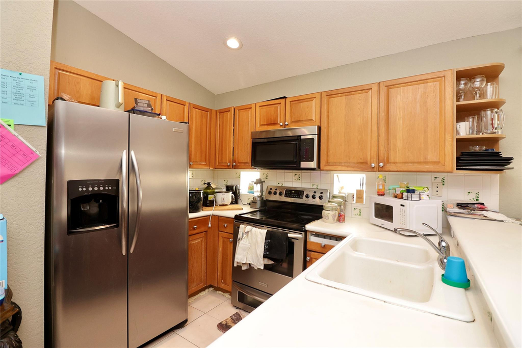 6602 Geneva Street - Photo 22