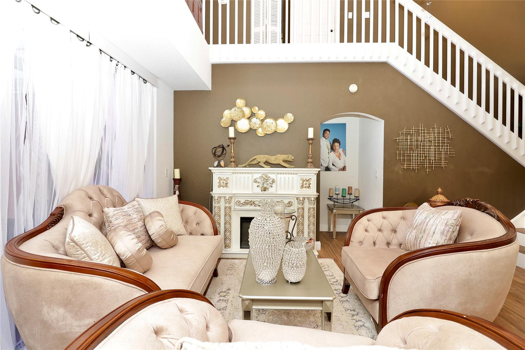 6602 Geneva Street - Photo 4