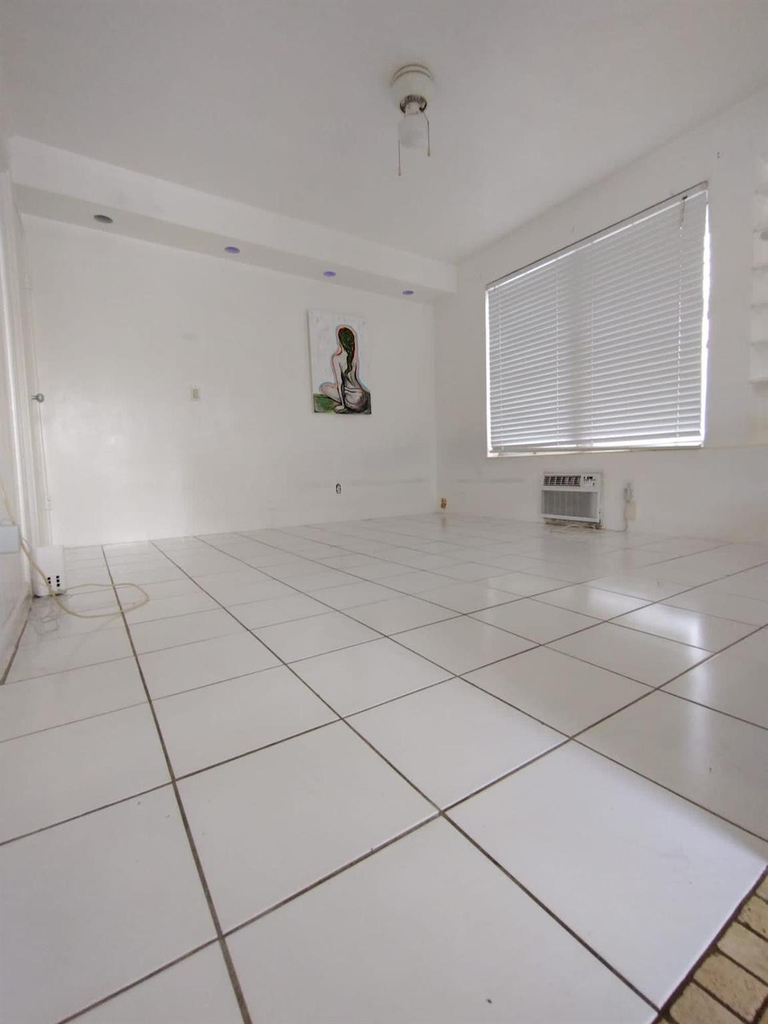 1707 Thomas Street - Photo 4