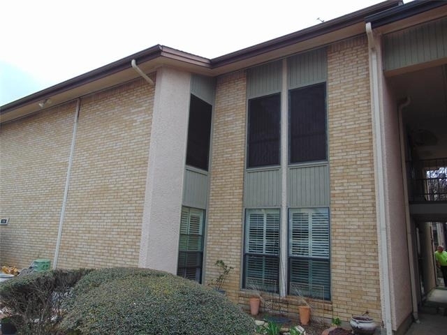 12806 Midway Road - Photo 15