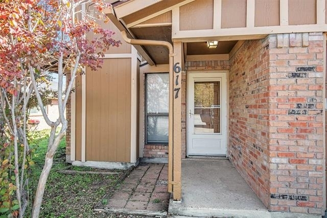 617 S Las Vegas Trail - Photo 3