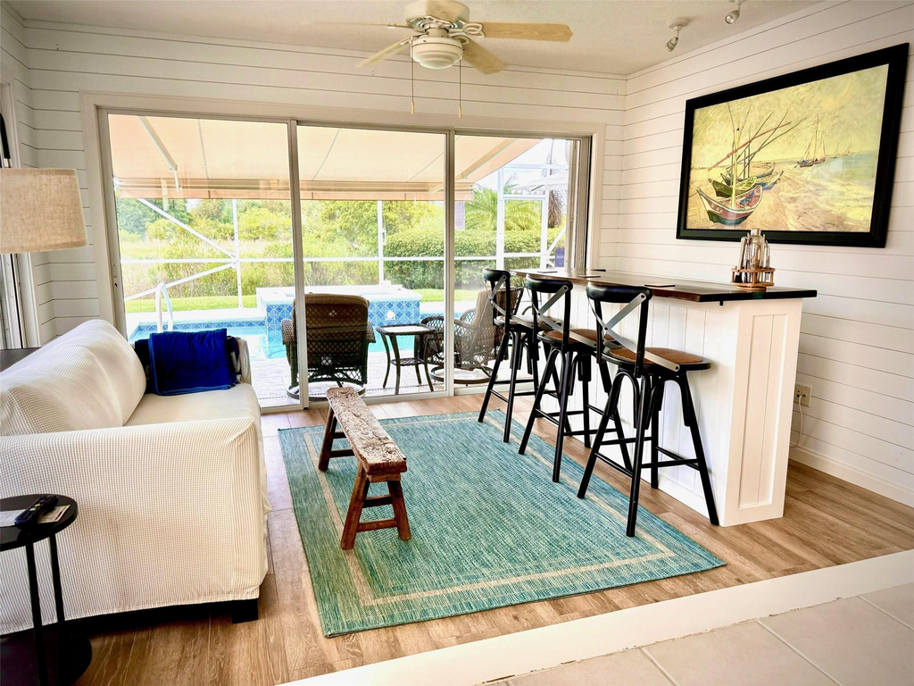 10744 Sw Elsinore Drive - Photo 2