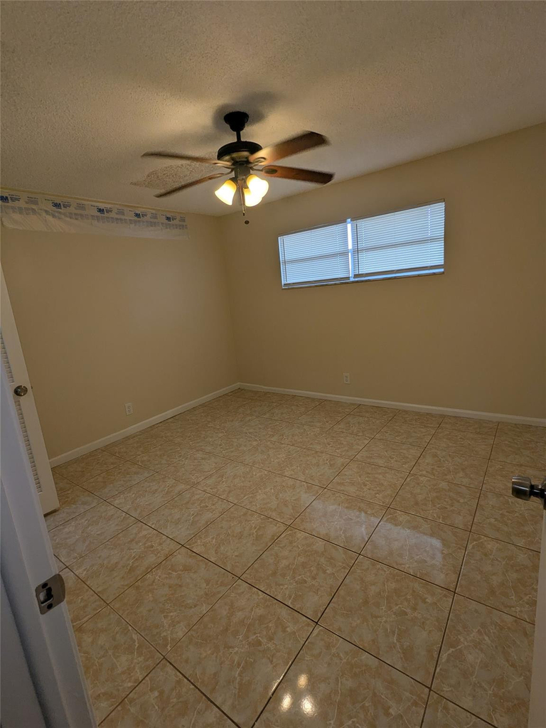 9800 Hollybrook Lake Drive - Photo 9