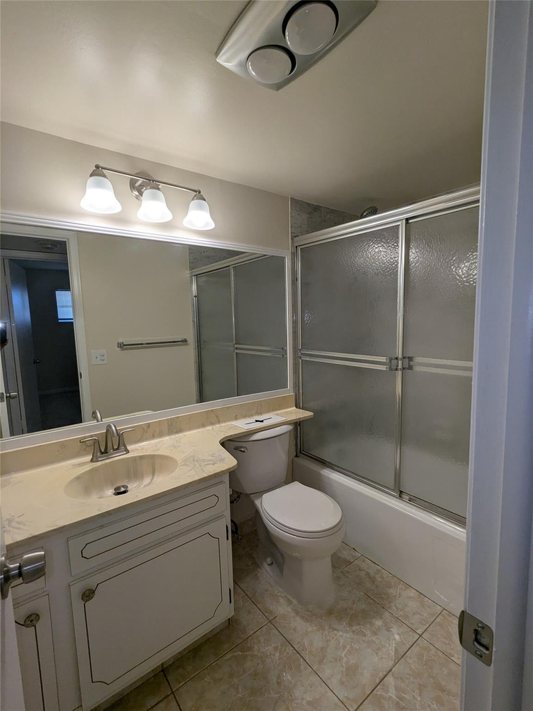 9800 Hollybrook Lake Drive - Photo 11