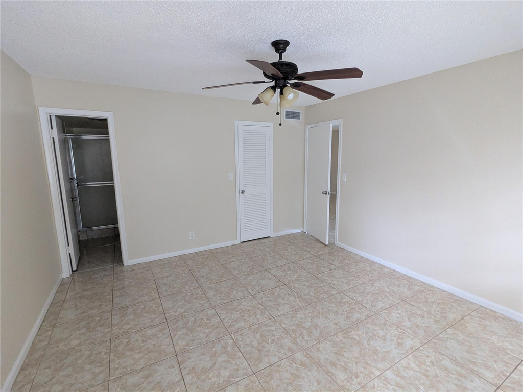 9800 Hollybrook Lake Drive - Photo 13