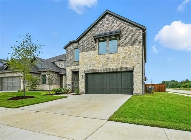 447 Holly Road - Photo 1