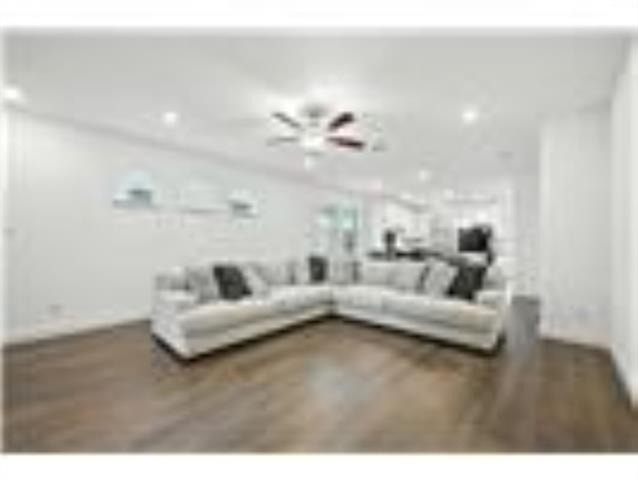 447 Holly Road - Photo 4