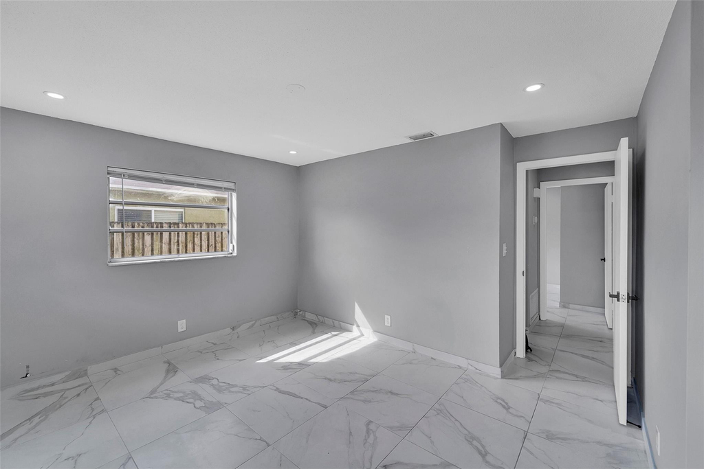 4681 Sw 43rd Terrace - Photo 5