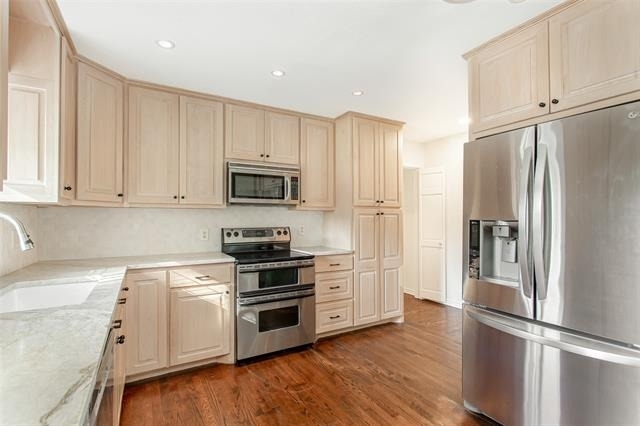 6737 Lakefair Circle - Photo 14