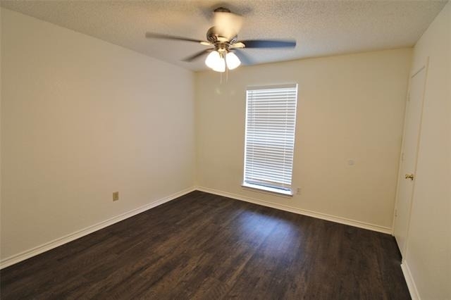 1234 Mockingbird Lane - Photo 3