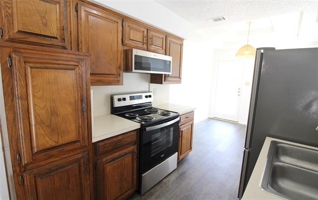 1234 Mockingbird Lane - Photo 10