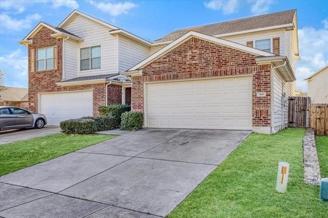 7405 Howling Coyote Lane - Photo 2