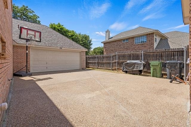 2308 Megan Way - Photo 35