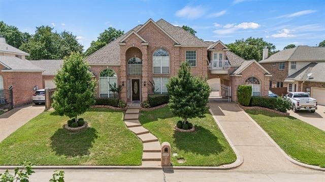 2308 Megan Way - Photo 0