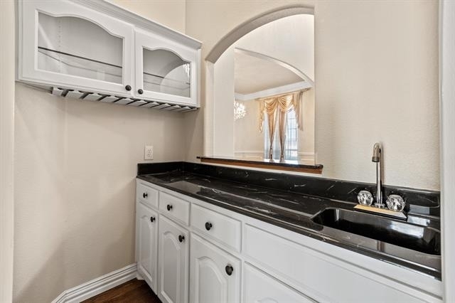 2308 Megan Way - Photo 5