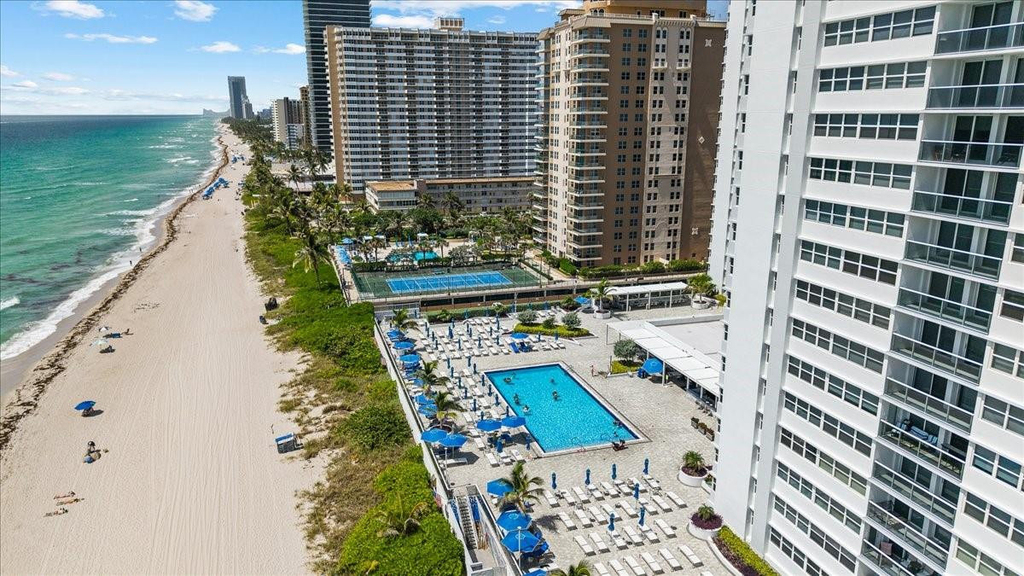 1890 S Ocean Drive - Photo 32