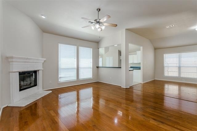 1017 Caleb Street - Photo 4