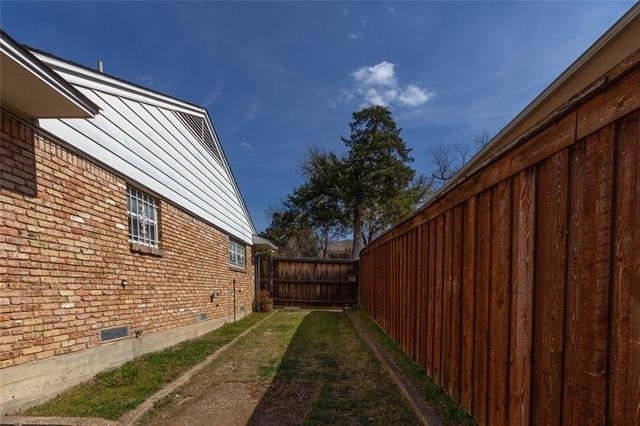3217 Cedarcroft Lane - Photo 21