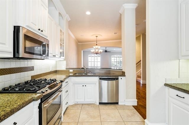554 Rockingham Drive - Photo 17