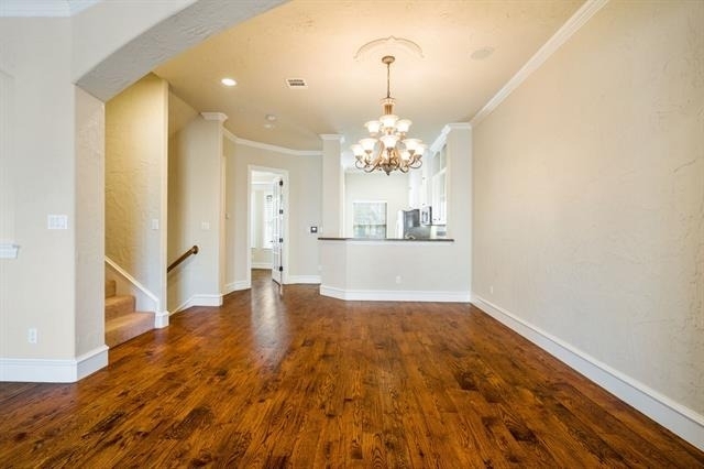 554 Rockingham Drive - Photo 9